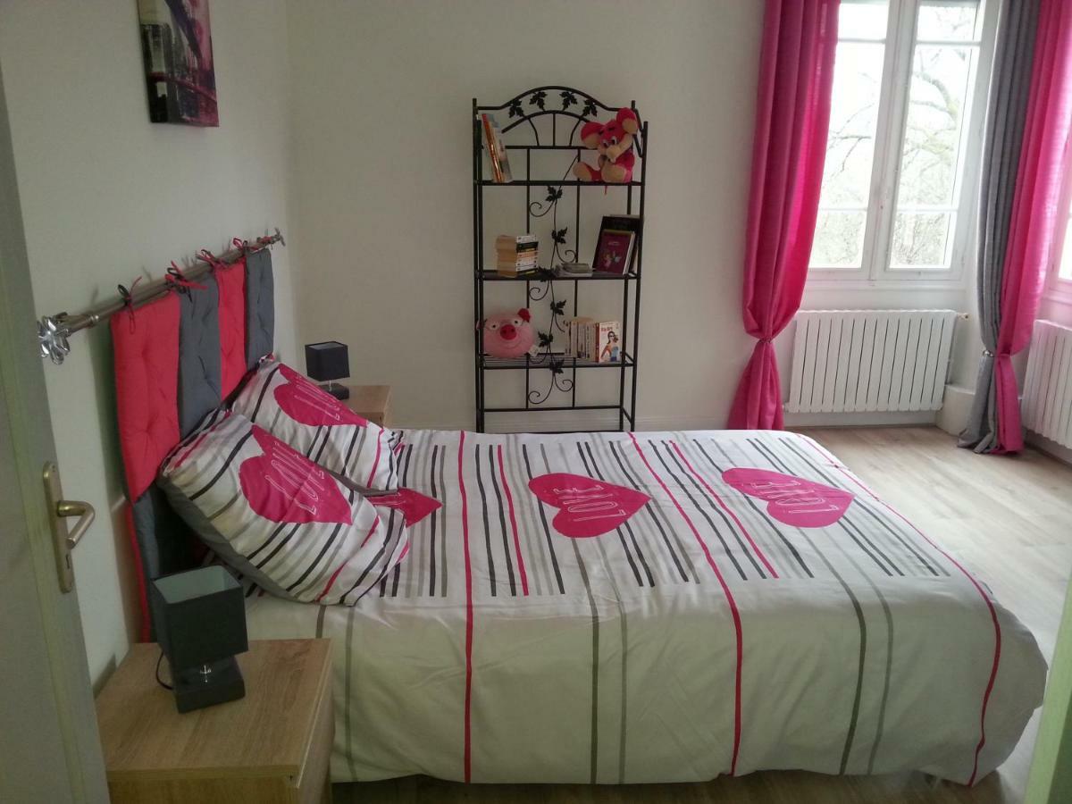 Gite De Marie Burlats Exterior foto